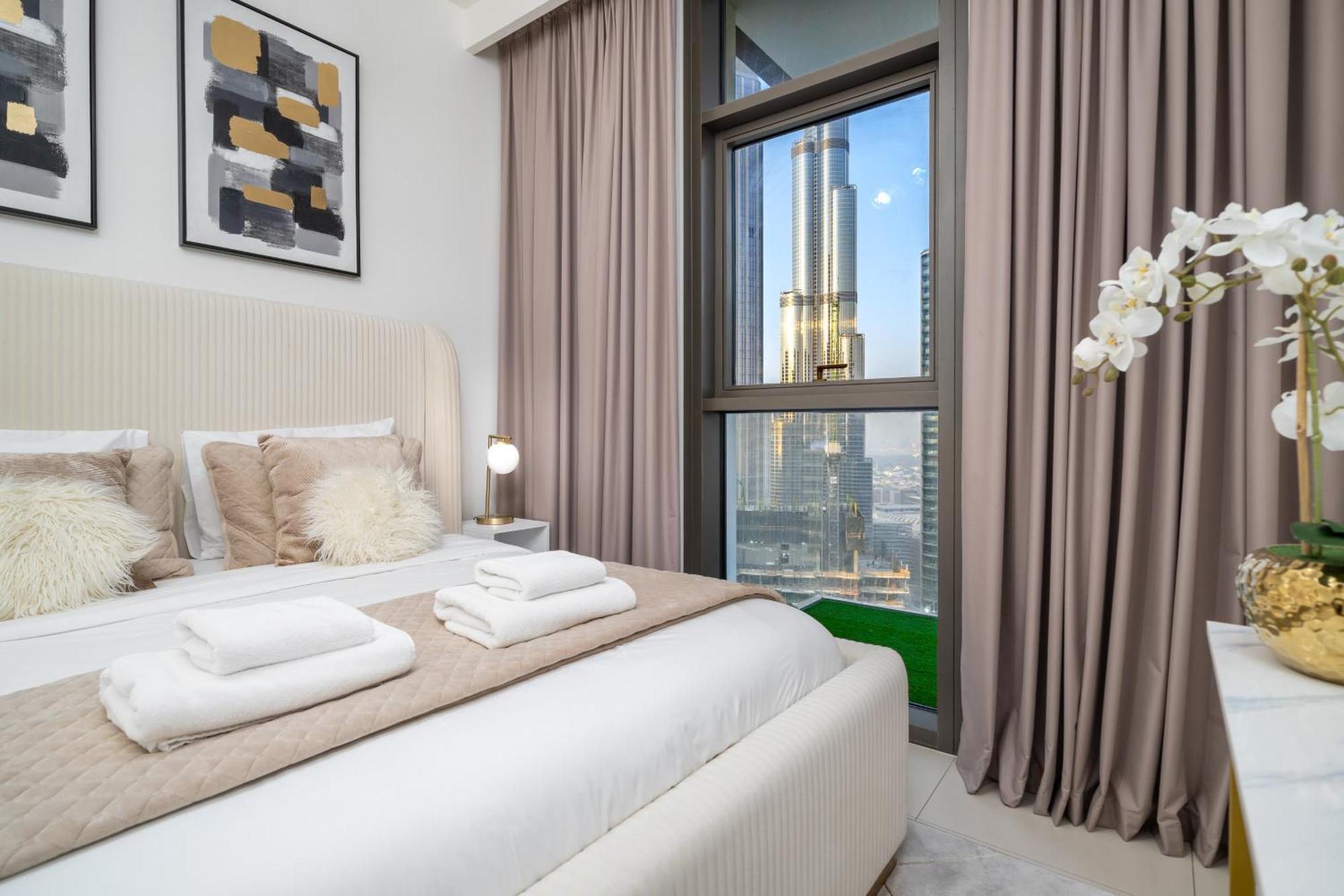 Luxury One Bedroom With Full Burj Khalifa View & Fountain View By Delujo Appartement