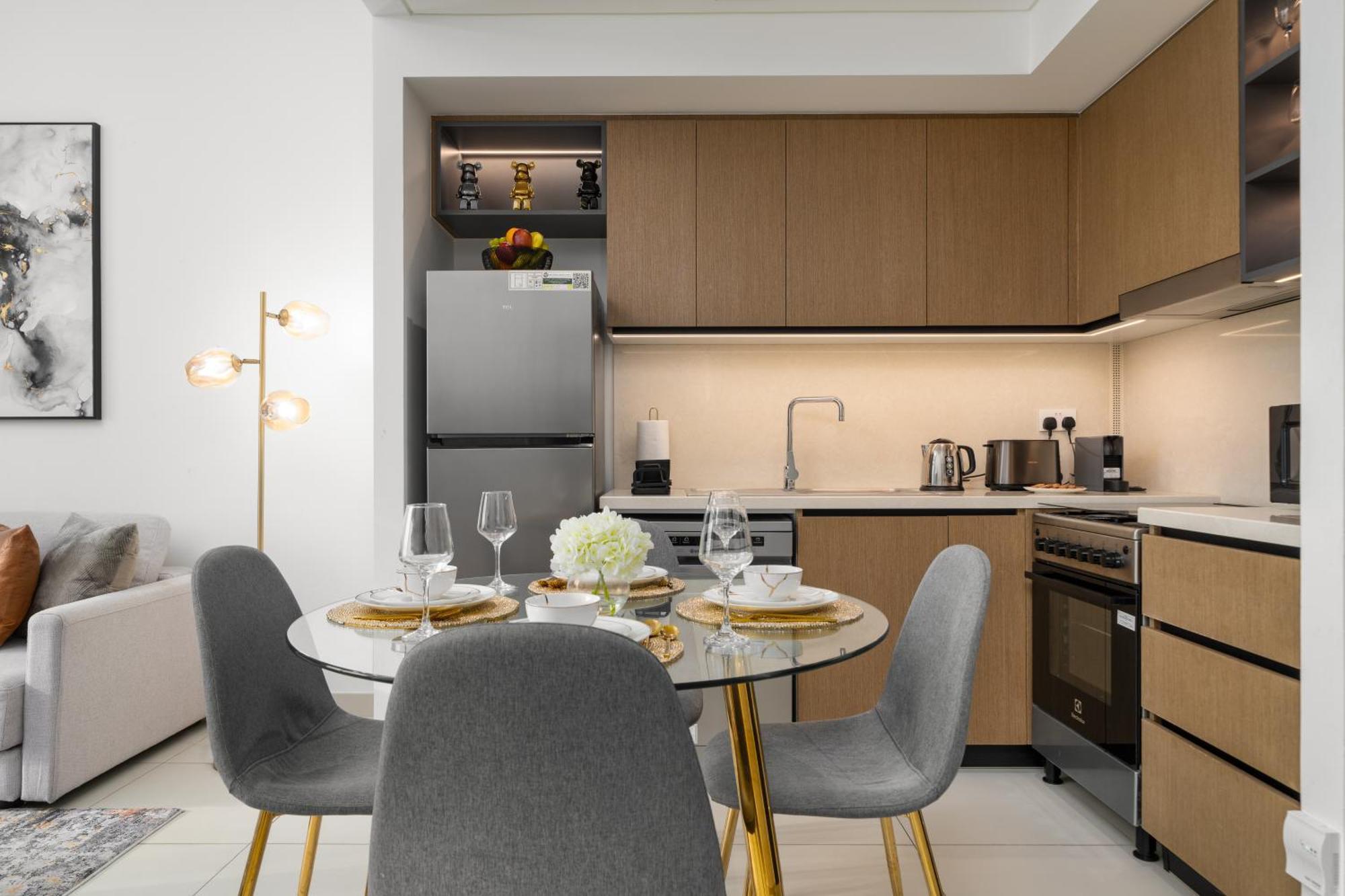 Luxury One Bedroom With Full Burj Khalifa View & Fountain View By Delujo Dubai